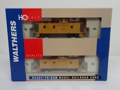 Walthers HO Scale No.932-27541 Set Of 2 CA-1 Union Pacific Wood Cabooses In Pack • $10.50