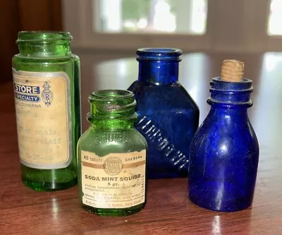 Vtg Lot 4 Apothecary Bottles Green Cobalt Blue Squibb Vicks Clar O Type 1956 • $18