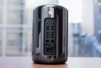 EX STUDIO Mac Pro Trash Can ● LATEST OS ● Fully Updated ● Logic Pro X / Finalcut • £599.99