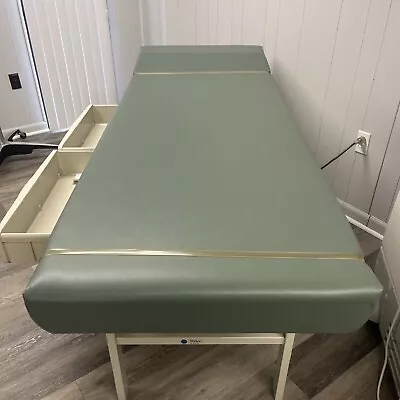 Ritter 203 Exam Table With Drawers Green • $1395