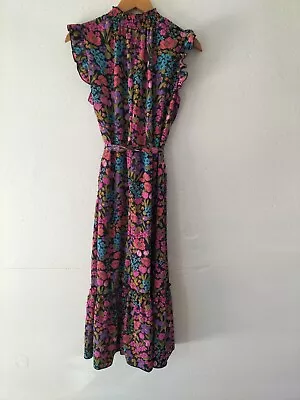 Fun Vintage Style Floral Dress Size 10 • $20