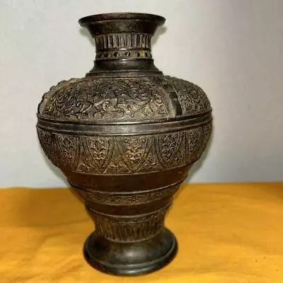 Flower Pattern Bronze Vase 8.2 Inch Tall Japanese Metalwork Pot • £159.83