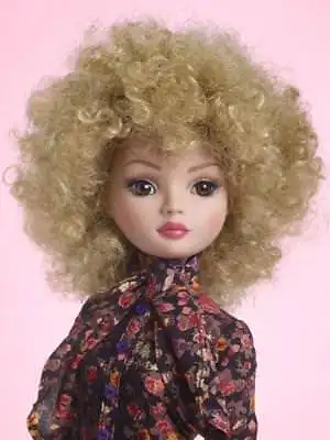 16  Tonner~Ellowyne Wilde~Wheat Blonde Afro Wig + Wig Stand~NIB~NRFB • $39.99