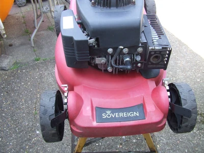 £25 • Buy Petrol Lawn Mower Used