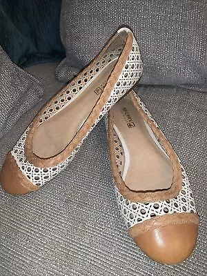 Sperry Top Sider White & Tan Brown Leather Flat Ballet Pump Shoes. Size 5.5. Vgc • £15