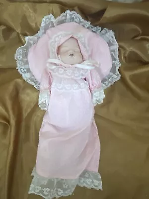 Sleeping Baby Musical Porcelain Doll With The Pillow  • $10