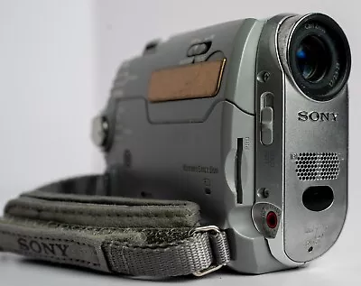 Sony Handycam DCR-HC30 Mini DV Camcorder Digital Video Camera FREE S/H • $89.97