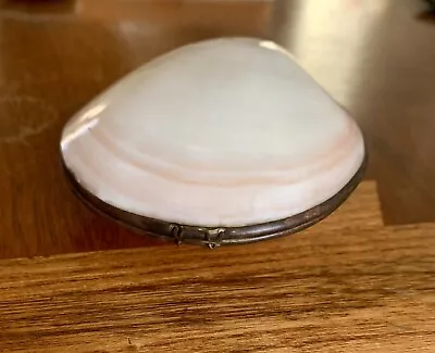 Vintage Real Clam Shell Coin Purse / Trinket Box Pink White Cream Brass W/ Clasp • $11.99