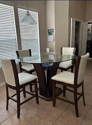 Breakfast Table Set For 4. Round Glass Table With 4 White Leather Seats • $399