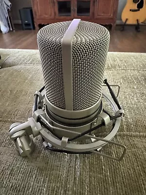 MXL 990 Condenser Wired Professional Microphone • $25
