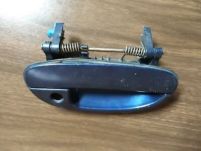 2000 - 2002 Daewoo Nubira Front Right Outside Door Handle Oem 129-51470 • $30.02