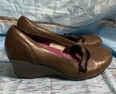 Merrell Womens 7 Petunia Espresso Brown Leather Wedge Heel Mary Jane Shoes • $21.23