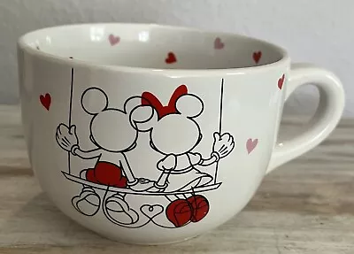 Disney Mickey And Minnie Mouse On A Swing Valentines Soup Mug • $15.45