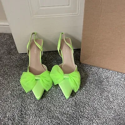 London Rebel Neon Green Court Shoes  Kitten Heel  Bow Front - Sz 6 . Boxed • £22