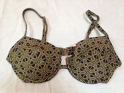 Victoria's Secret Swimsuit Bikini Top Black Taupe Chartreuse Quatrefoil Sz 34B  • $19.99