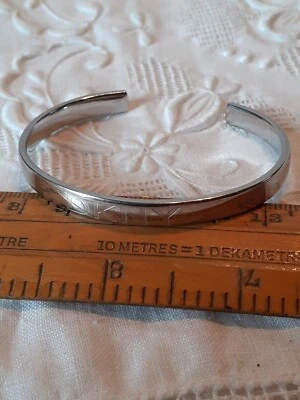 £10 • Buy DKNY Silver Tone Bangle Bracelet