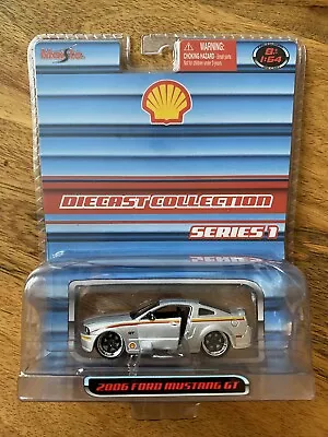 Maisto SHELL Series 1 Diecast Collection SH1.04 - 2006 Ford Mustang GT • $12.43