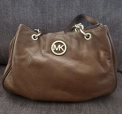 Michael Kors Fulton Brown Pebble Leather Gold Chain Shoulder Bag Preloved  • $42.50