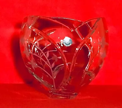 Marvelous Diamond Cut Poland Crystal Bowl With Fabulous Details. • $78