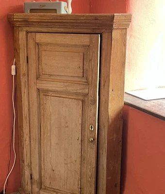 £20 • Buy Beautiful Antique Pine Corner Unit
