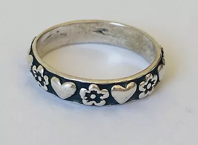 Vintage 925 Sterling Silver Heart Flower Stack Band Ring Size 7.5 • $24.99