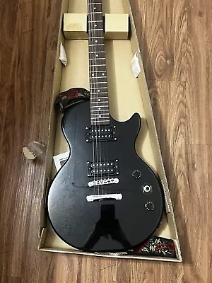 Epiphone Les Paul Special II Electric Guitar Black 2008 • $130