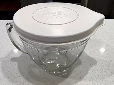 PAMPERED CHEF 8 Cups 2 Qt Quart Glass Measuring Mixing Batter Bowl W Lid VGC • $18.99