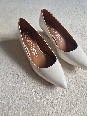 Ladies Calvin Klein Shoe's 41 • £35