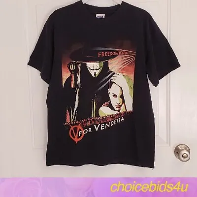 $21.99 • Buy V For Vendetta Men's T-Shirt Short Sleeve Size Medium Evey