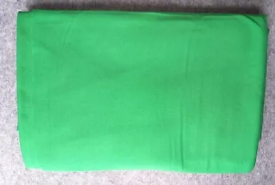 Cotton Jersey T Shirt Fabric - Green 2 Way Stretch - 170cm W X 3.2 Metres • £7