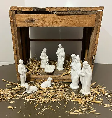 VTG 9 Piece Ceramic Nativity Set With Handmade Wood Stable Midwest Cannon Falls • $75