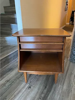 Mid Century Nightstands - Foreteller By Kent Coffey (2 Nightstands) • $1199