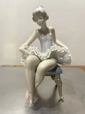 $199.99 • Buy LLADRO #5499 Porcelain Ballerina Girl Lace Tutu Figurine 6.5” Tall