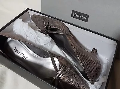 £8.99 • Buy Van Dal Court Shoes Bronze Gold Low Heel Pointed Toe Frankie UK4 D Boxed Vgc