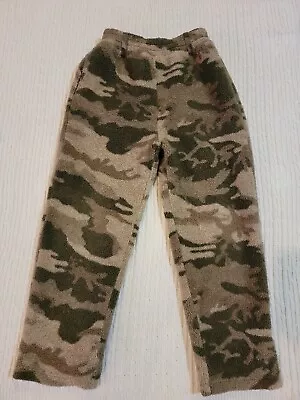 Cabelas Berber Fleece Pants Size XL. Waist Is 32 Inseam 32. Wind Stop • $35