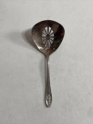 Vintage Luxor Plate Wallace Small 5  Pierced Bon Bon / Olive Serving Spoon • $4.99