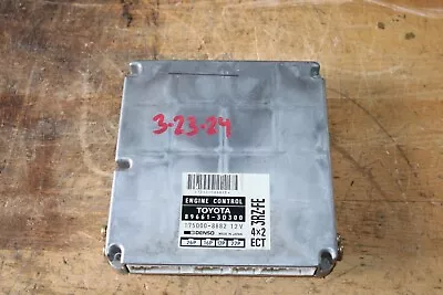 1997 Toyota 4Runner 4x2 AT ECU Engine Control Module 89661-3D300 • $99