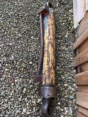 £600 • Buy Hymac 580C Bucket Ram Reconditioned