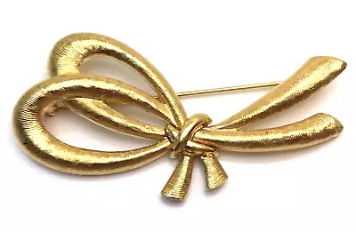 Vtg Monet Brooch Pin Gold Tone Metal Bow Ribbon Signed • $12.78