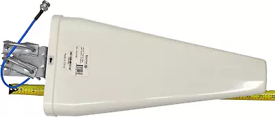 Bolton Yagi Outdoor Antenna 50 Ohm 698-2700 MHz N-Female BT512389 • $40