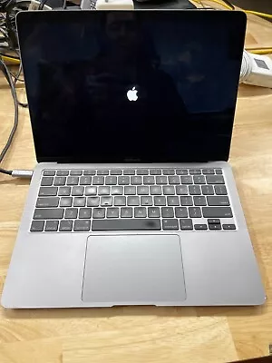 Apple MacBook Air 13 Inch Laptop - A2179 (2020) READ Description • $150