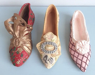 £8 • Buy Collectible Raine 'Just The Right Shoe Ornaments Sculptures