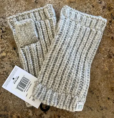 New Ugg Womens Chunky Fingerless Cable Mitten Glove Light Gray One Size • $25