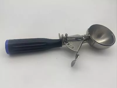 Vintage Hamilton Beach Model 65 Ice Cream Scoop 2.25” Scoop 16 Heavy  Duty! • $9.94