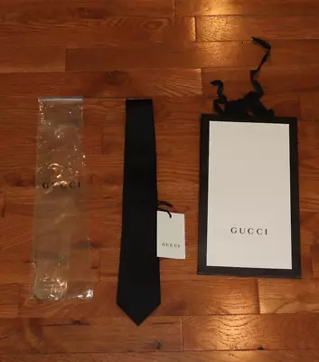 BNWT Gucci Silk Woven Interlocking GG Logo Neck Tie 550568 MSRP $220!! • $114.99