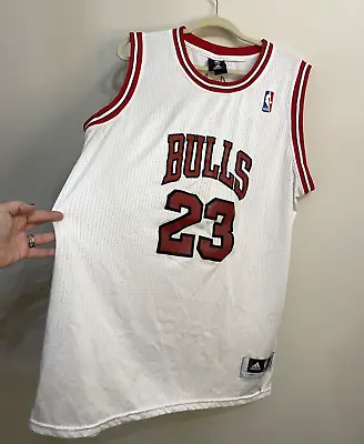 Michael Jordan Adidas White Jersey 23 XL +2   Chicago Bulls NBA Red Logo • $36