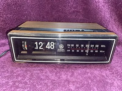 Vintage 1984 General Electric Flip Clock Radio Alarm Clock 7-4305F WORKING • $99