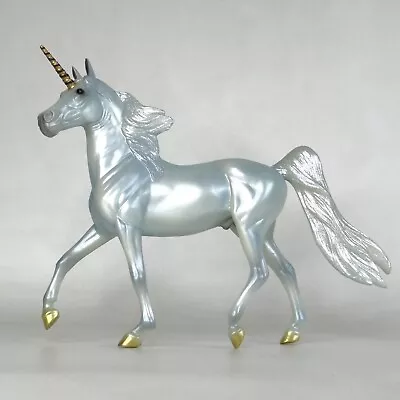 Breyer Classic Model Horses 1:12 Scale Forthwind Unicorn Figure • £19.95