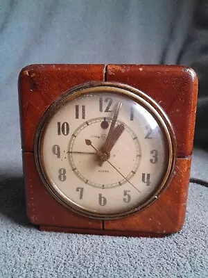 Vintage GE Mahogany Art Deco Alarm Clock Model 7H140 Delegate Red Eye Working • $39