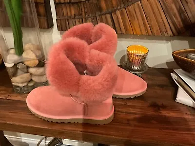 UGG Bailey Button Auburn Women’s Sheepskin Boots Color Peach  Size 6 W • $127.45